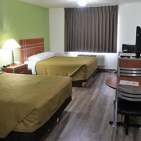 Econo Lodge & Suites Pekin Εξωτερικό φωτογραφία