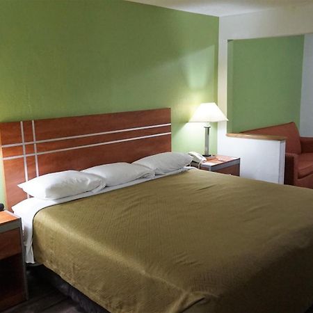 Econo Lodge & Suites Pekin Εξωτερικό φωτογραφία