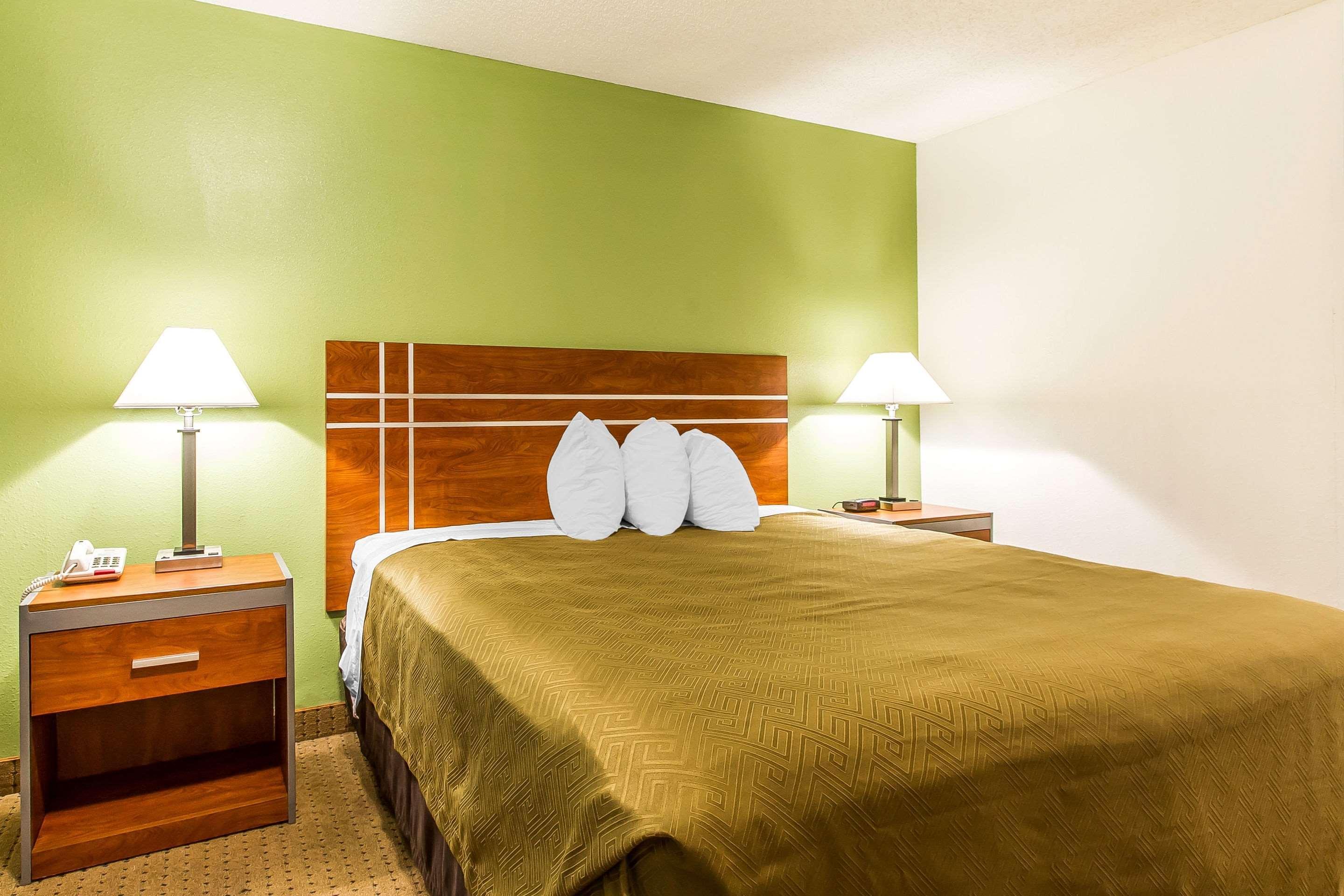 Econo Lodge & Suites Pekin Εξωτερικό φωτογραφία