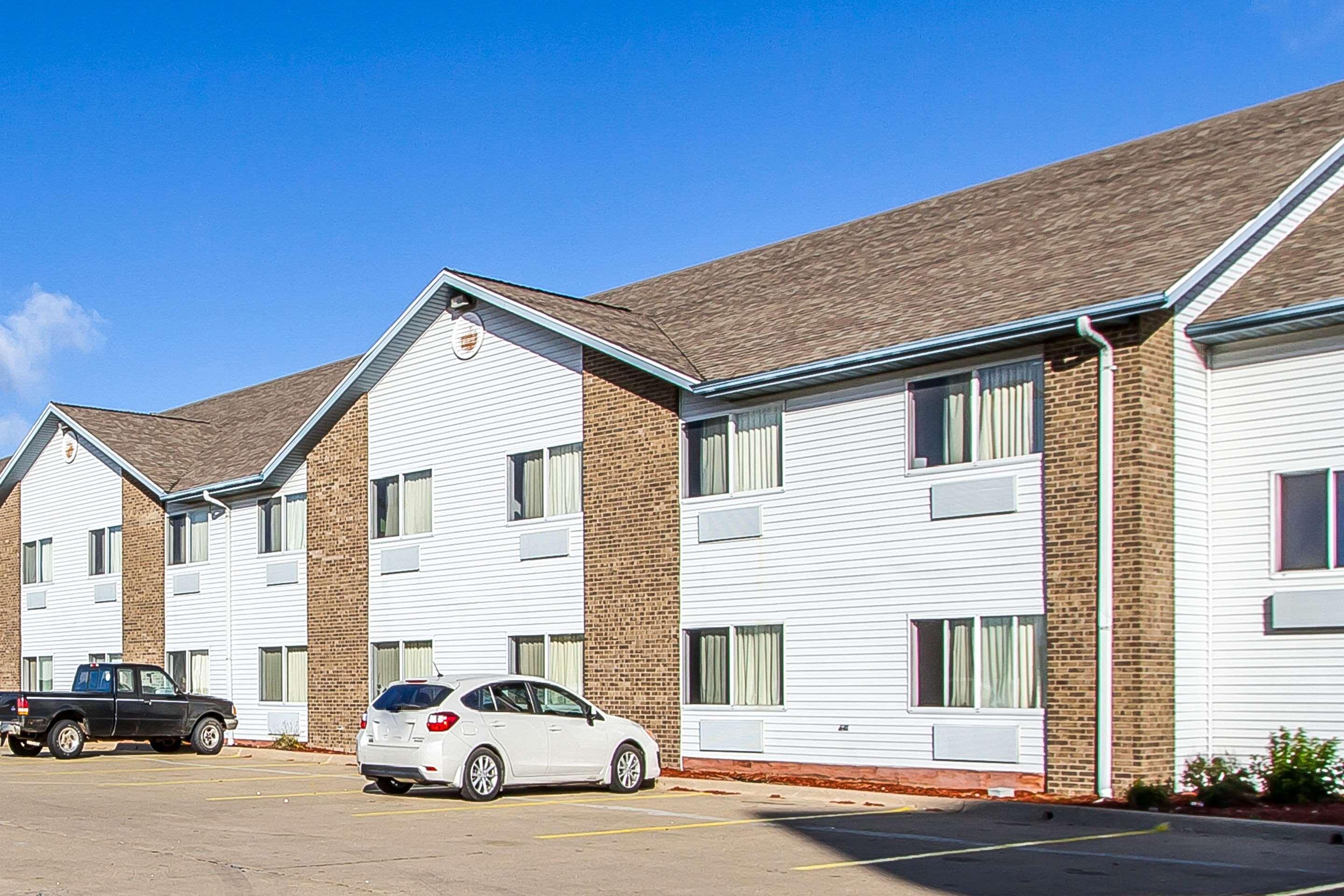 Econo Lodge & Suites Pekin Εξωτερικό φωτογραφία