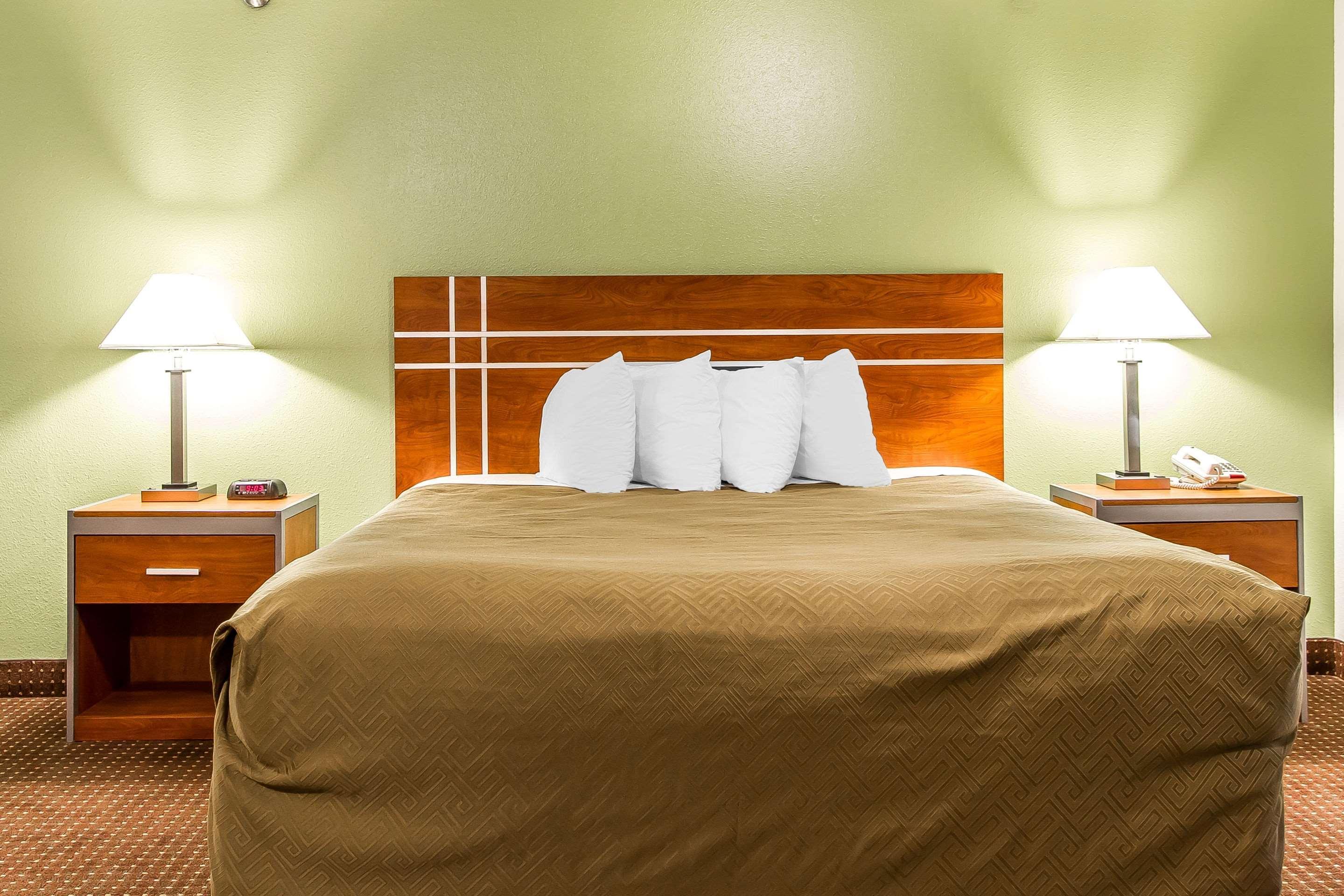 Econo Lodge & Suites Pekin Εξωτερικό φωτογραφία