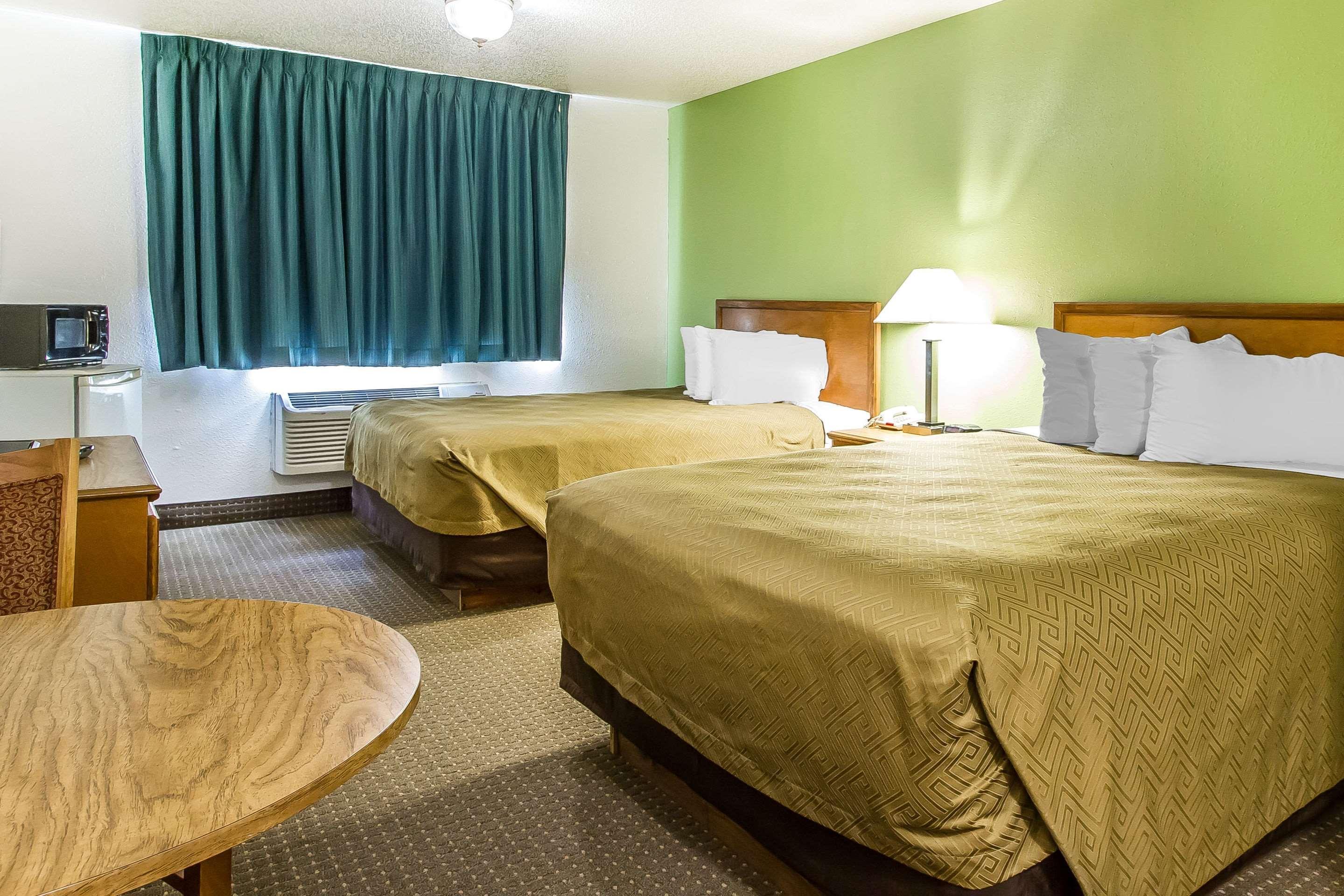 Econo Lodge & Suites Pekin Εξωτερικό φωτογραφία