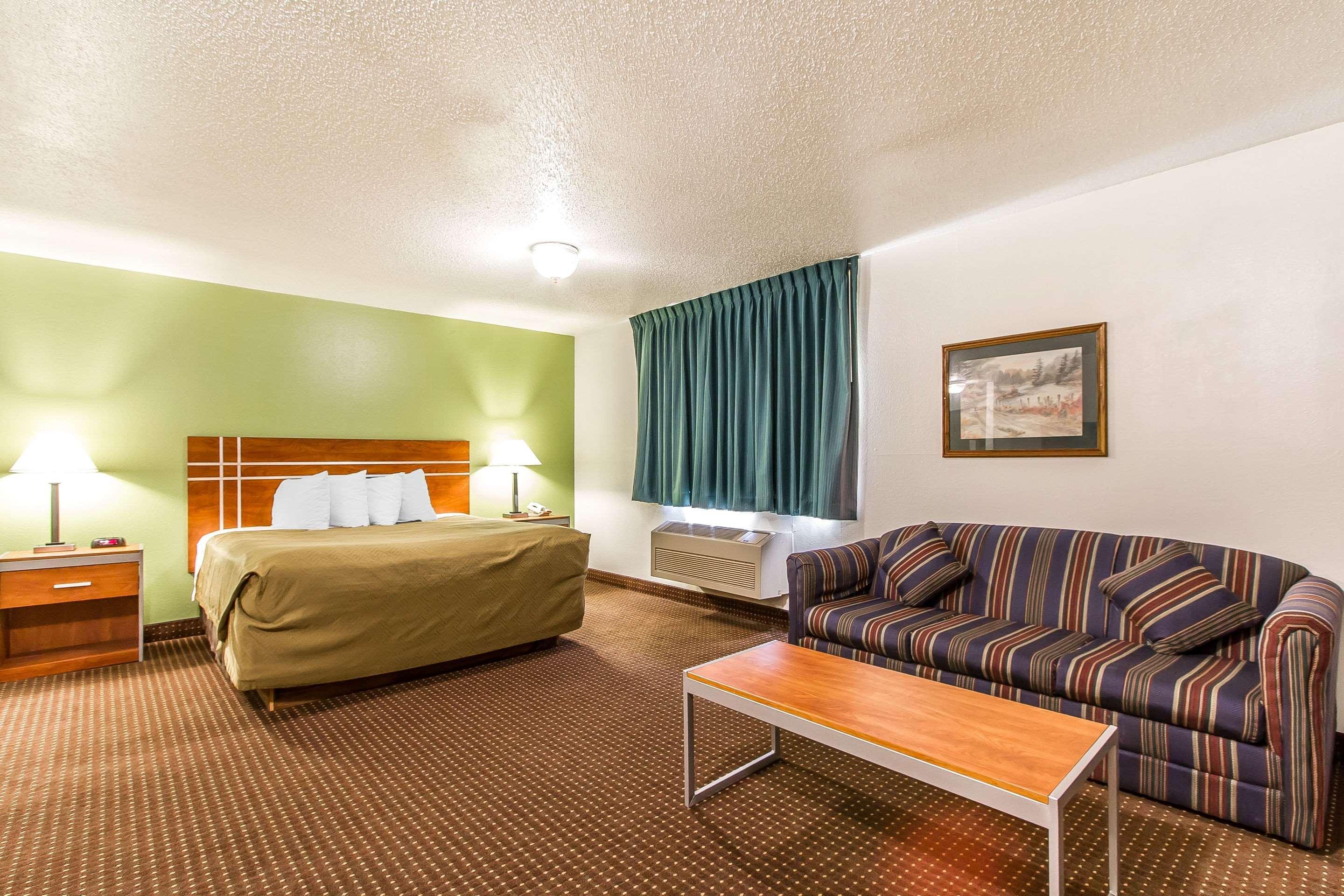 Econo Lodge & Suites Pekin Εξωτερικό φωτογραφία