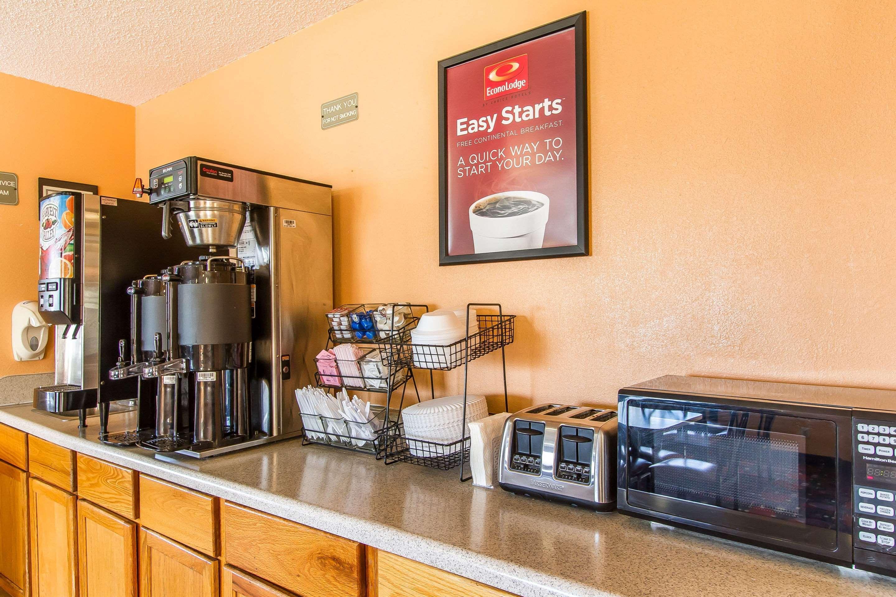 Econo Lodge & Suites Pekin Εξωτερικό φωτογραφία