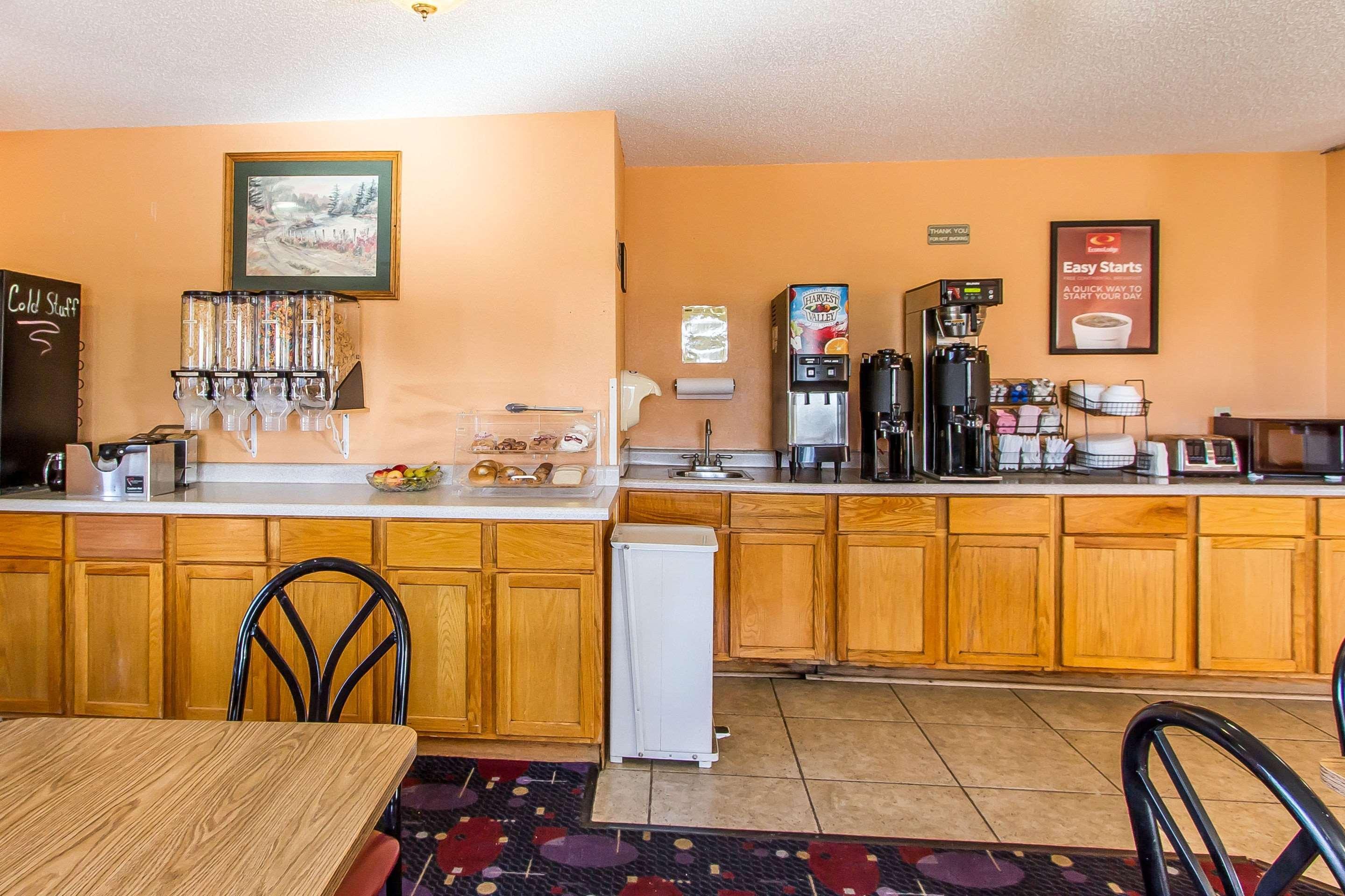 Econo Lodge & Suites Pekin Εξωτερικό φωτογραφία